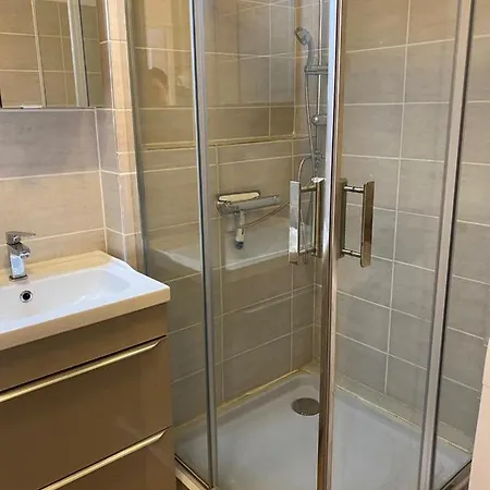 Agreable A 5 Min A Pied De La Apartment *