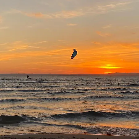 Agreable A 5 Min A Pied De La Apartment